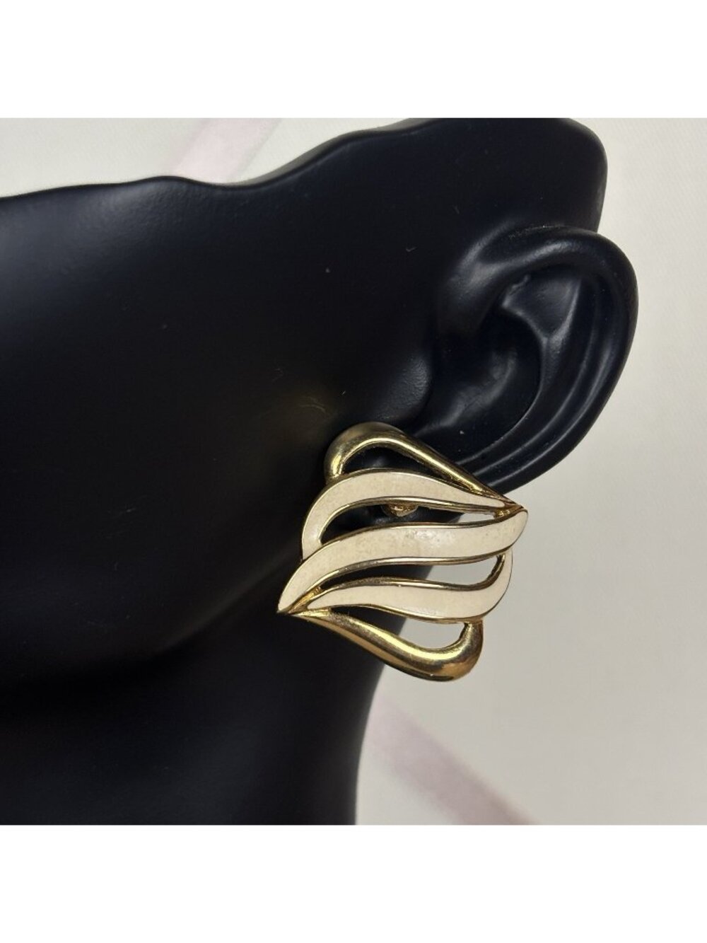 Vintage Monet Gold Enamel Earrings Pierced Earrings 1980s Earrings A102